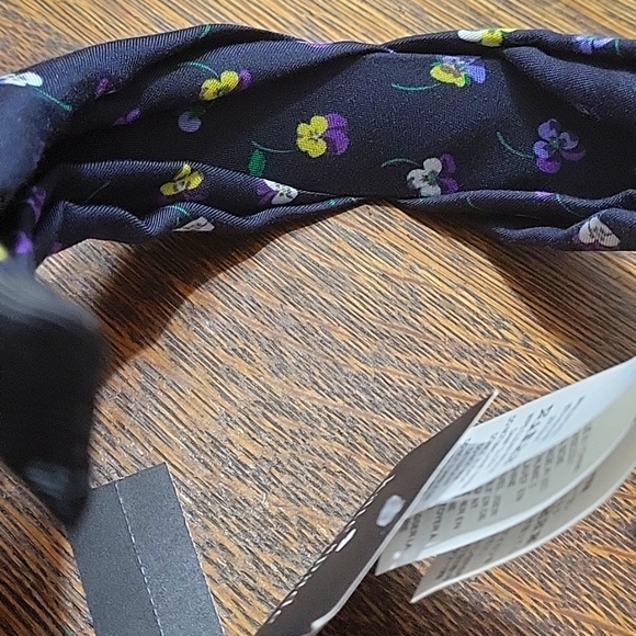 KATE SPADE PANSY TOSS TWISTED HEADBAND BLACK  NWT OUTSTOCK - Picture 6 of 6